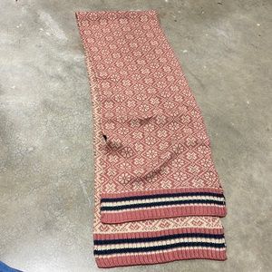 NEW.  Ladies scarf.
